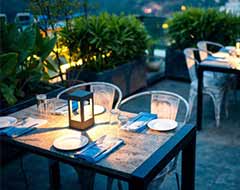 Food & Dining